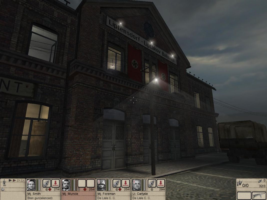 Hidden & Dangerous 2 (Windows) screenshot: Nazi infested building.