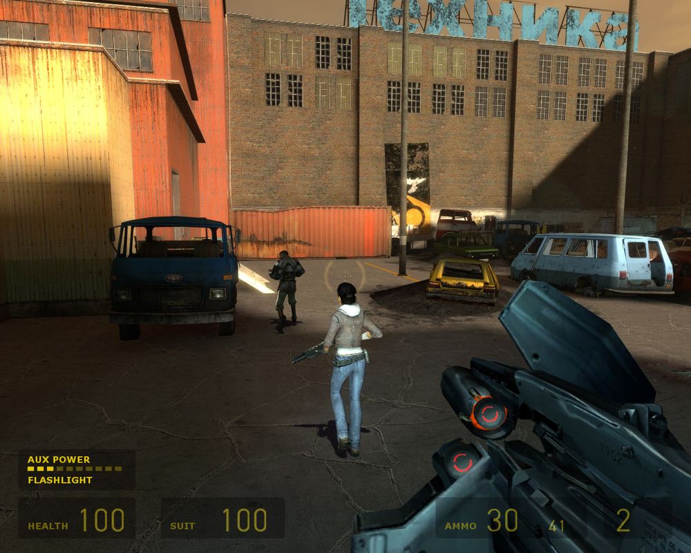 Half-Life 2: Episode One (Windows) screenshot: Barney, Alyx and Gordon are preparing to battle with Combine.