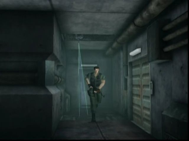 Resident Evil: Code: Veronica (Dreamcast) screenshot: The later part of the game where you play Claire's brother Chris, who trips the alarm...