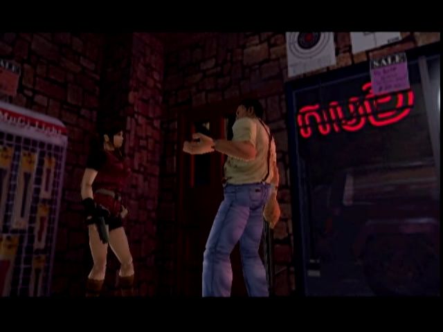 Resident Evil 2 (Dreamcast) screenshot: Claire meets a overly friendly gun shop owner