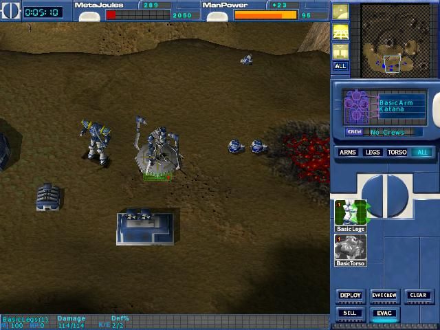 Metal Fatigue (Windows) screenshot: One combot deployed, another being built.