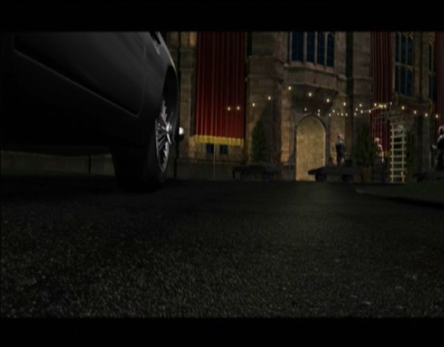 007: From Russia with Love (Xbox) screenshot: When you see this car you know bad guys are gonna die!