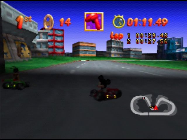 Mickey's Speedway USA (Nintendo 64) screenshot: Mickey currently has the Tracer Chaser, which homes in on the nearest enemy