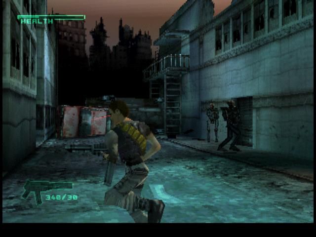 C-12: Final Resistance (PlayStation) screenshot: Combat against two or more enemies can be dangerous