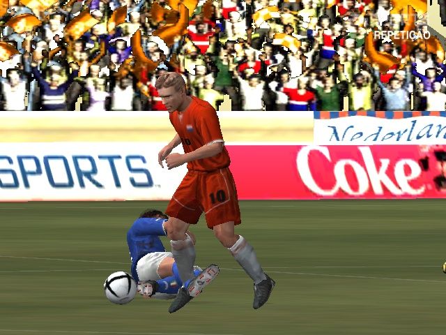 UEFA Euro 2004 Portugal (Windows) screenshot: A nasty tackle