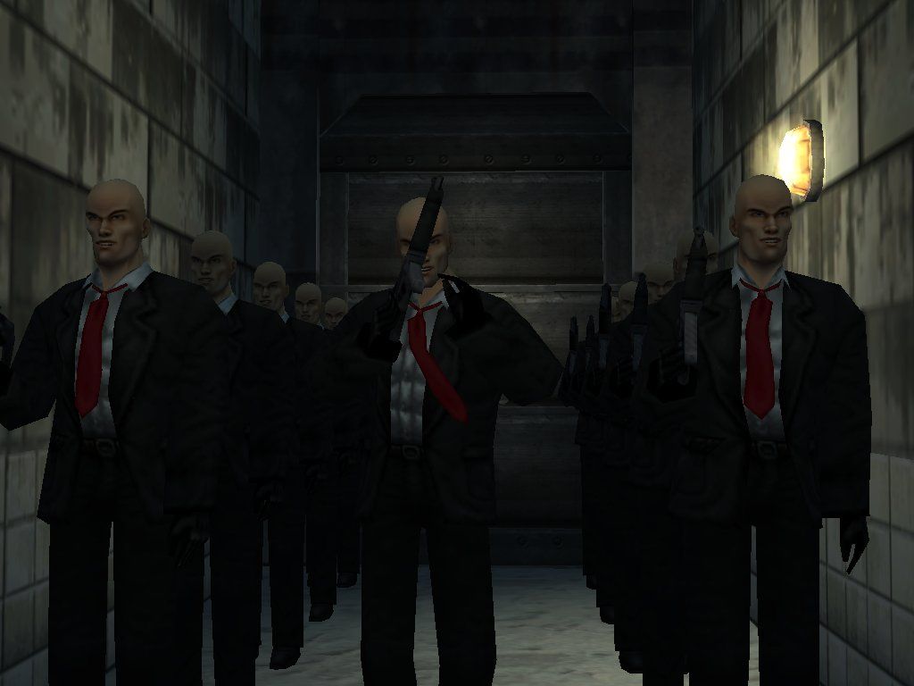 Hitman: Codename 47 (Windows) screenshot: Agent 47 powerful brothers!