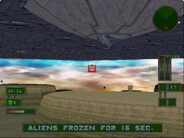 Independence Day (Windows) screenshot: One of the powerups freezes the aliens for 15 seconds