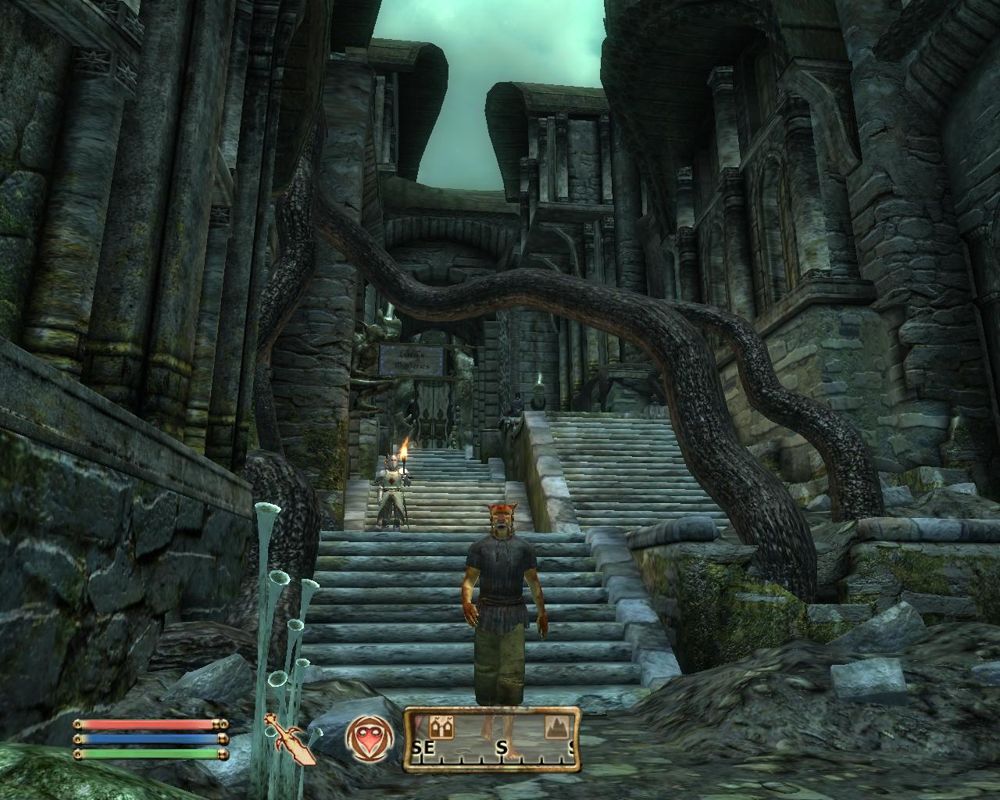 The Elder Scrolls IV: Shivering Isles (Windows) screenshot: The streets of Crucible.