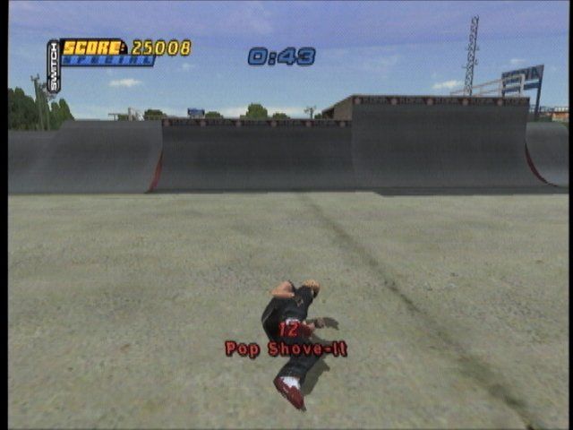 Tony Hawk's Pro Skater 4 (Xbox) screenshot: Ouch