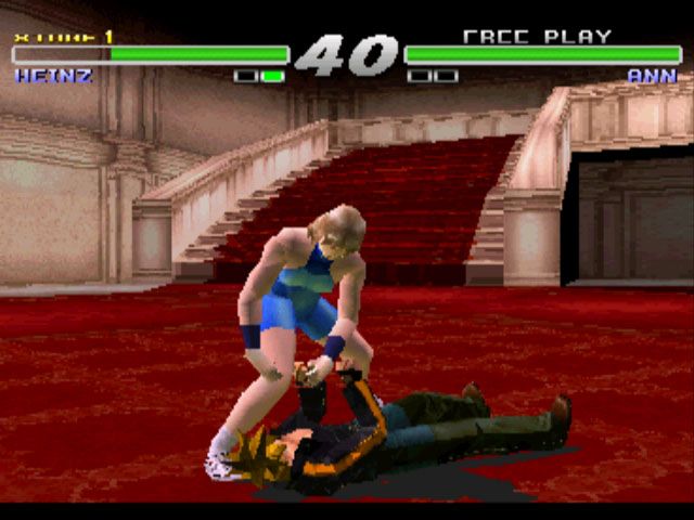 Kensei: Sacred Fist (PlayStation) screenshot: Ann attacks Heinz...