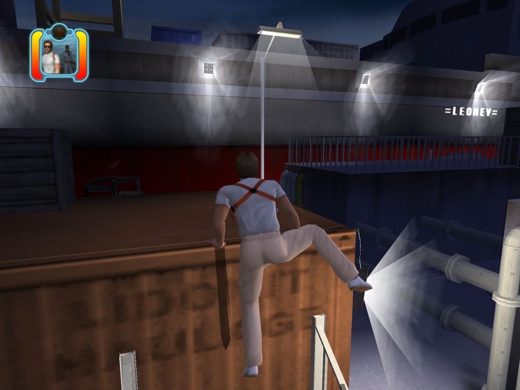 Miami Vice (Windows) screenshot: Crockett climbing a crate: Tubbs couldn't do such thing, just don't ask me why!