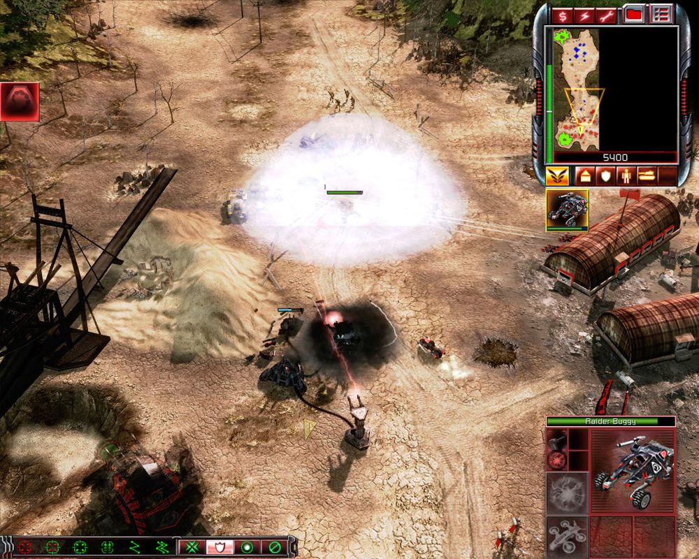 Command & Conquer 3: Tiberium Wars (Windows) screenshot: The EMP Coil upgrade allows the Raider Buggy to disable any mechanical unit.