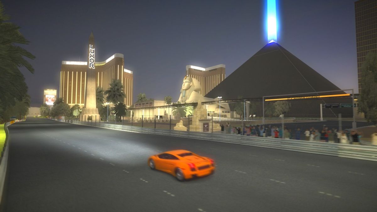 Project Gotham Racing 3 (Xbox 360) screenshot: Viva Las Vegas