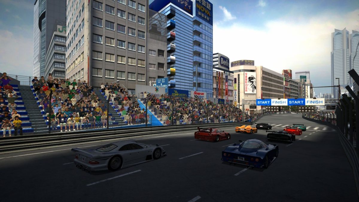 Project Gotham Racing 3 (Xbox 360) screenshot: Drivers, start your engines!