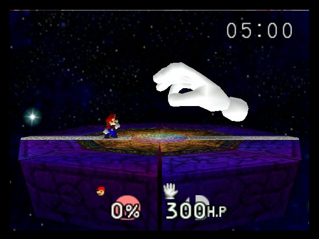 Super Smash Bros. (Nintendo 64) screenshot: Mario in Final Boss battle with the Master Hand