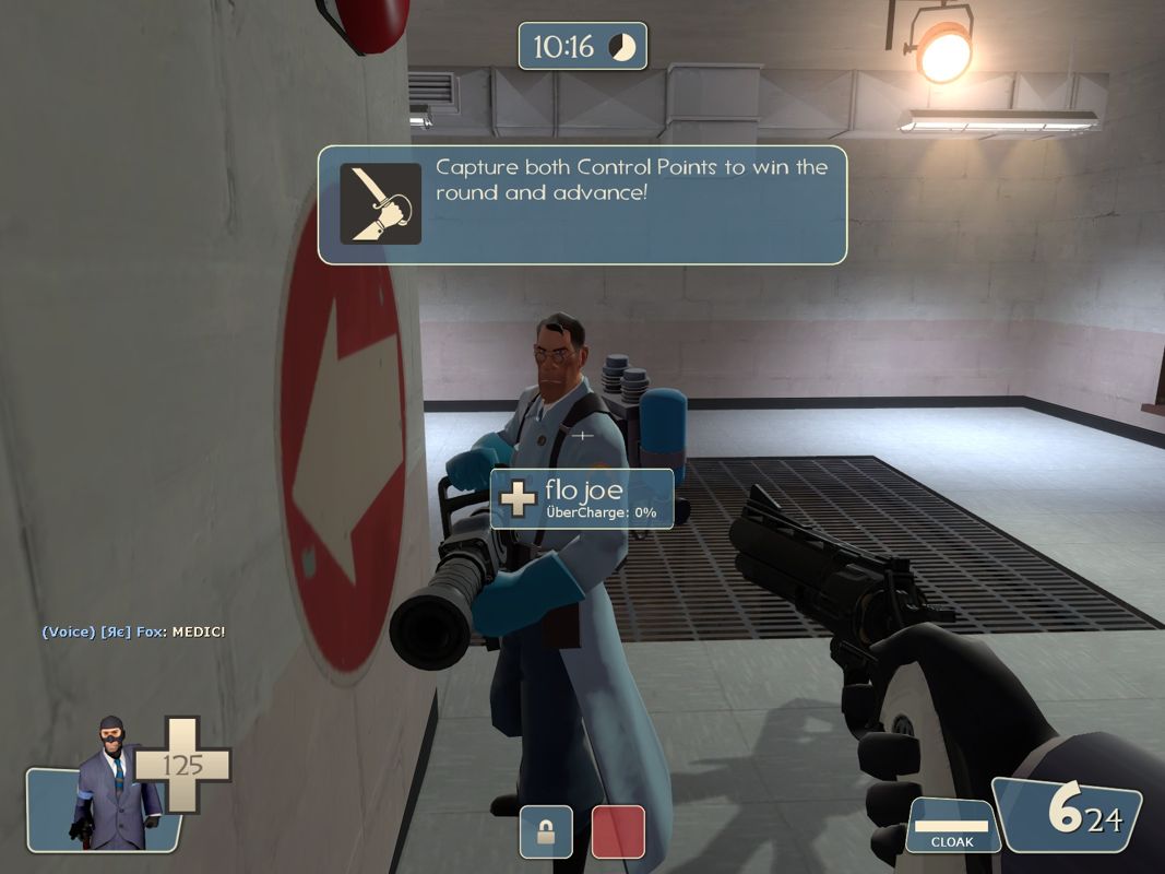 Team Fortress 2 (Windows) screenshot: A medic ready for action.