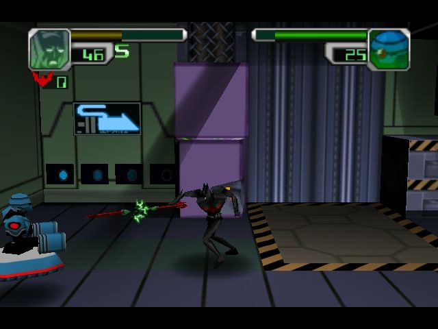 Batman Beyond: Return of the Joker (Nintendo 64) screenshot: Fighting a robot with the Magnetic Nunchakus.