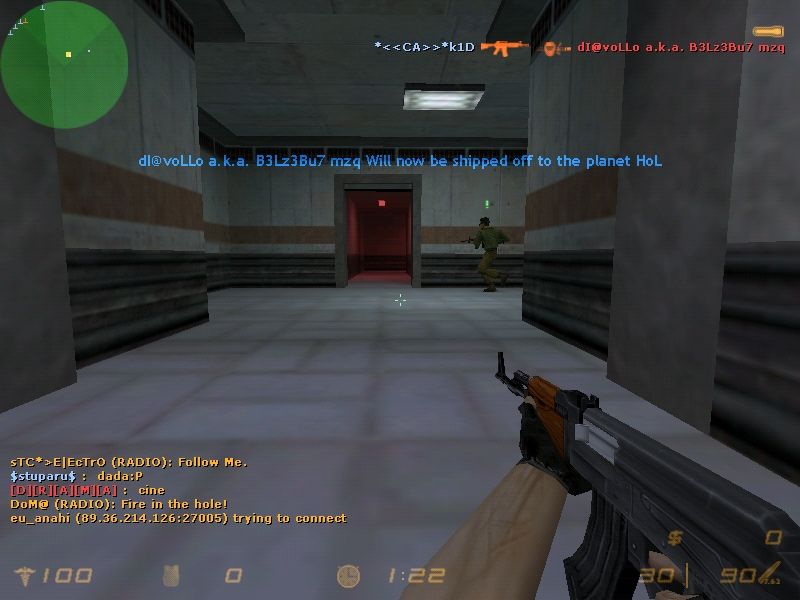 Counter-Strike (Windows) screenshot: Playing with an AK-47.