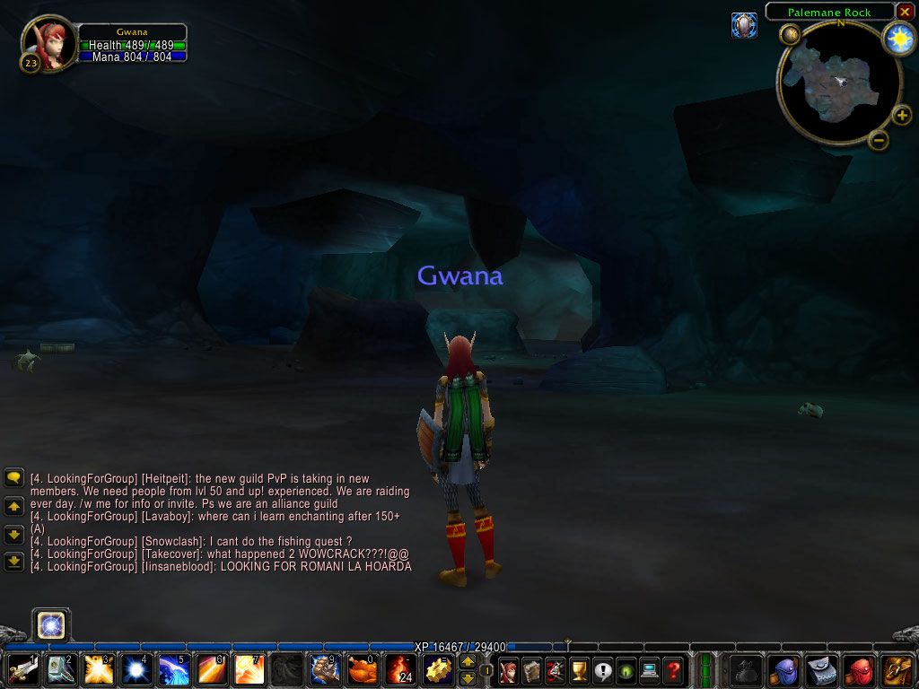 World of WarCraft: The Burning Crusade (Windows) screenshot: Exploring a dungeon.