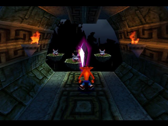 Crash Bandicoot 2: Cortex Strikes Back (PlayStation) screenshot: One thing is to find the crystal, another one is to bring it home.