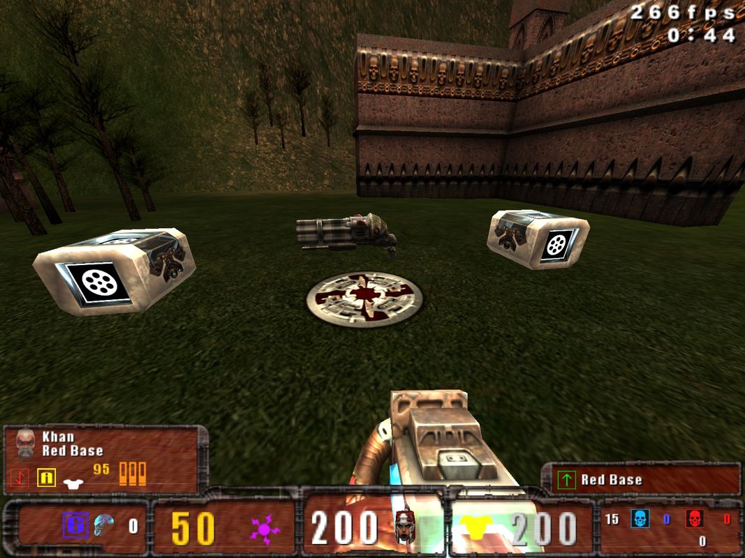 Quake III: Team Arena (Windows) screenshot: One of the new weapons