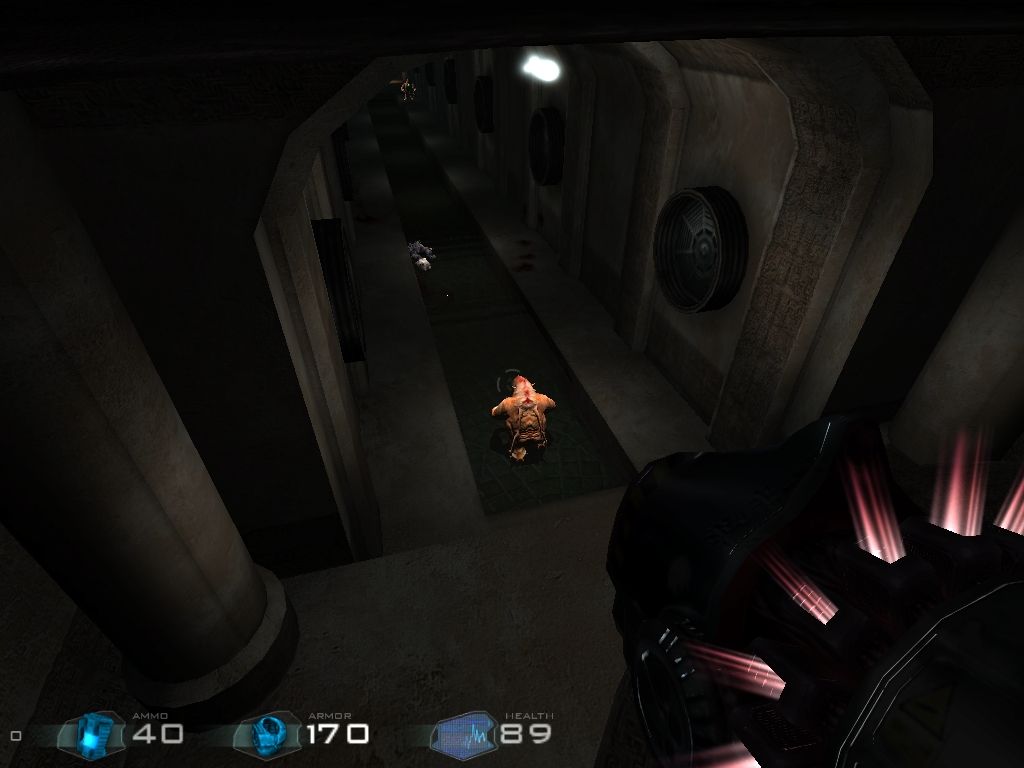 Kreed (Windows) screenshot: Down in the tunnels, there's a war going on between the semi-humans and the definitely-not-in-the-slightest-bit-humans