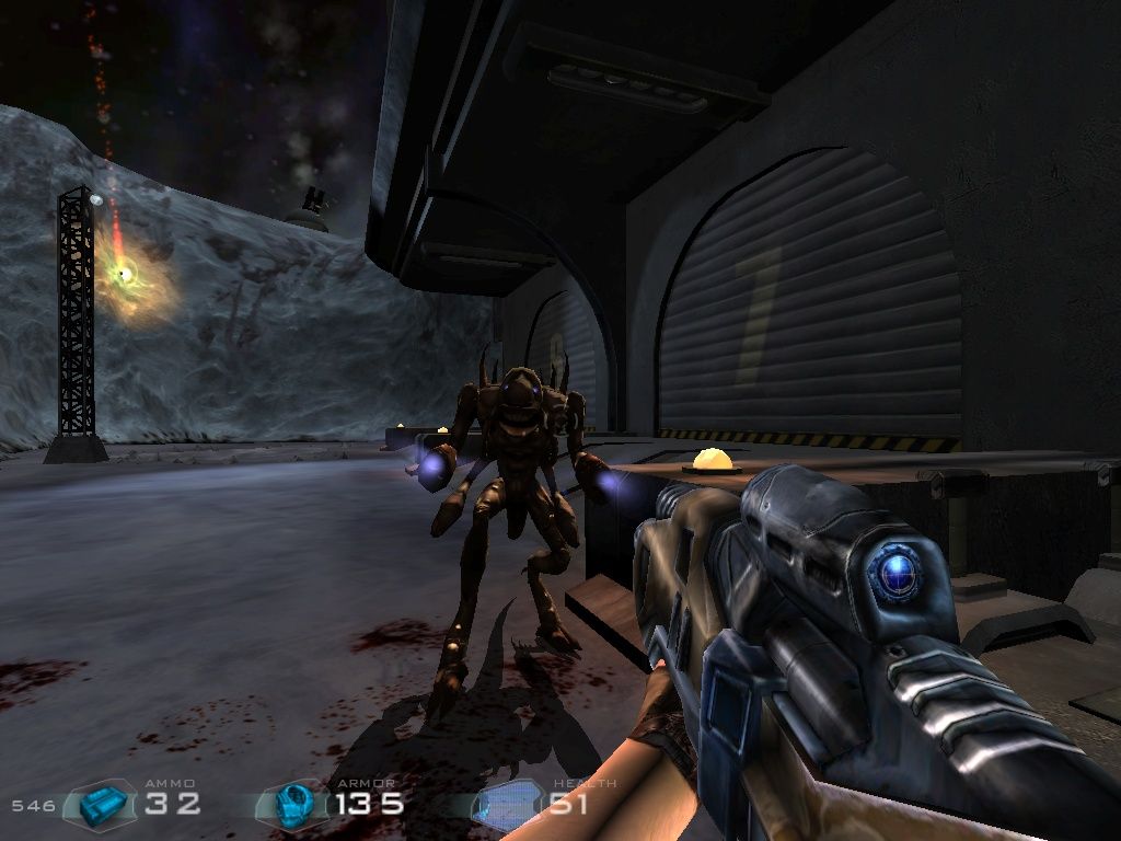 Kreed: Battle for Savitar (Windows) screenshot: The invaders swarm upon our once peaceful science facility.