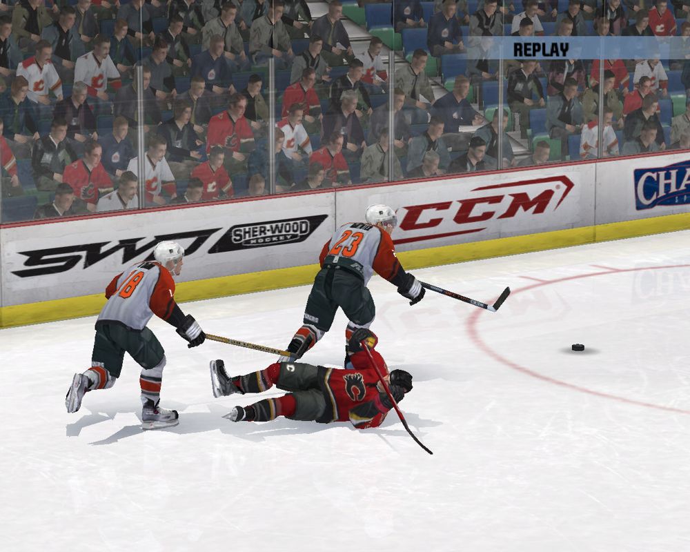 NHL 08 (Windows) screenshot: Tripping gets you a penalty.