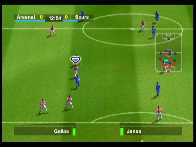 FIFA Soccer 08 (Wii) screenshot: Dribbling up the field.