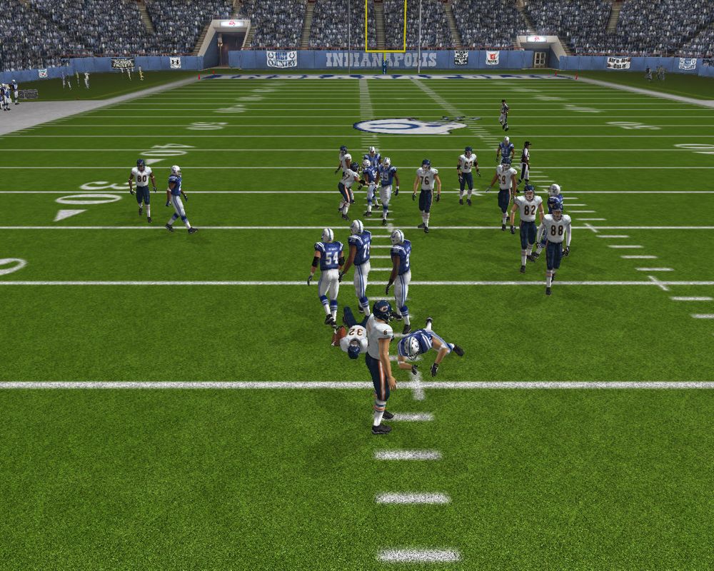 Madden NFL 08 (Windows) screenshot: Player is down and game is halted.