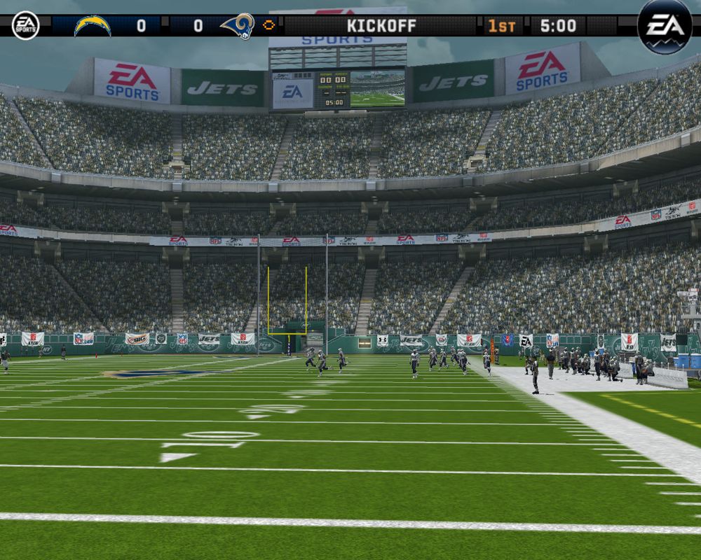 Madden NFL 08 (Windows) screenshot: Players entering to NY Jets arena