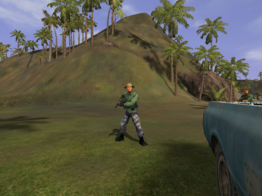 Delta Force: Xtreme (Windows) screenshot: Engaging an enemy.