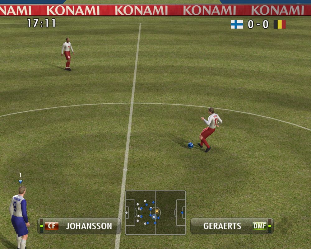 PES 2008: Pro Evolution Soccer (Windows) screenshot: No defence in the center field.
