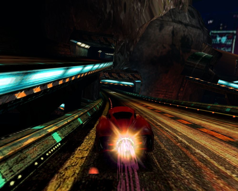 Space Haste 2001 (Windows) screenshot: Entering the tunnel.