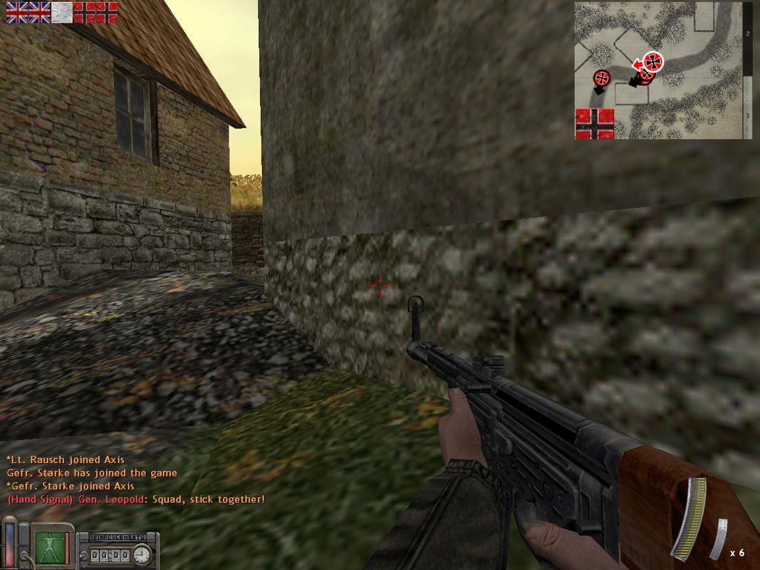 Day of Defeat (Windows) screenshot: Several HUD modifications can be spotted...