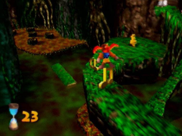 Banjo-Kazooie (Nintendo 64) screenshot: You need to quickly navigate these thin paths to reach the Jiggy here.