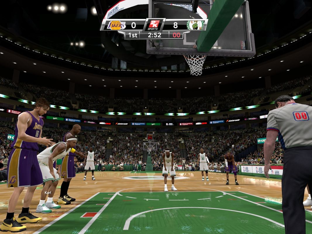 NBA 2K9 (Windows) screenshot: The enemy team got a free throw-