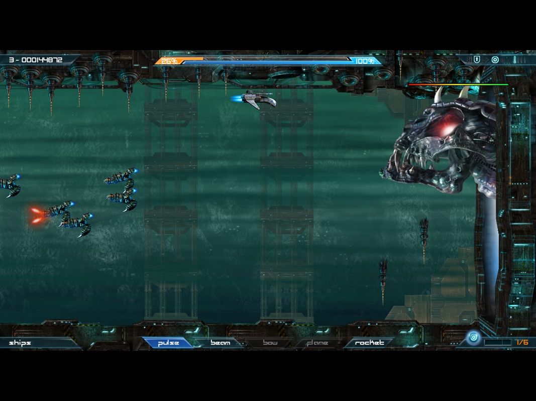 Söldner-X: Himmelsstürmer (Limited Edition) (Windows) screenshot: This boss can't be killed by firepower.