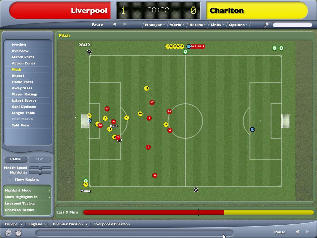 Worldwide Soccer Manager 2005 (Windows) screenshot: The physio treats Young, but the match goes on
