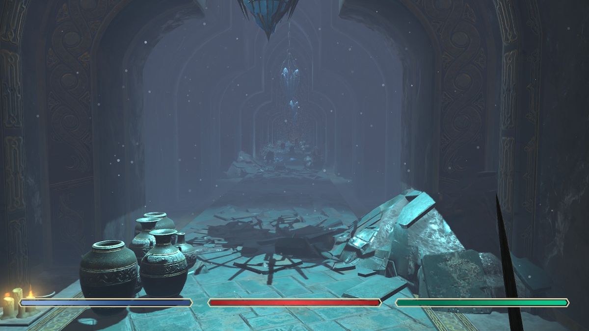 The Elder Scrolls: Blades (Nintendo Switch) screenshot: In a dungeon with skeevers up ahead.