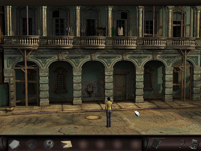 Art of Murder: Hunt for the Puppeteer (Windows) screenshot: Tenement building