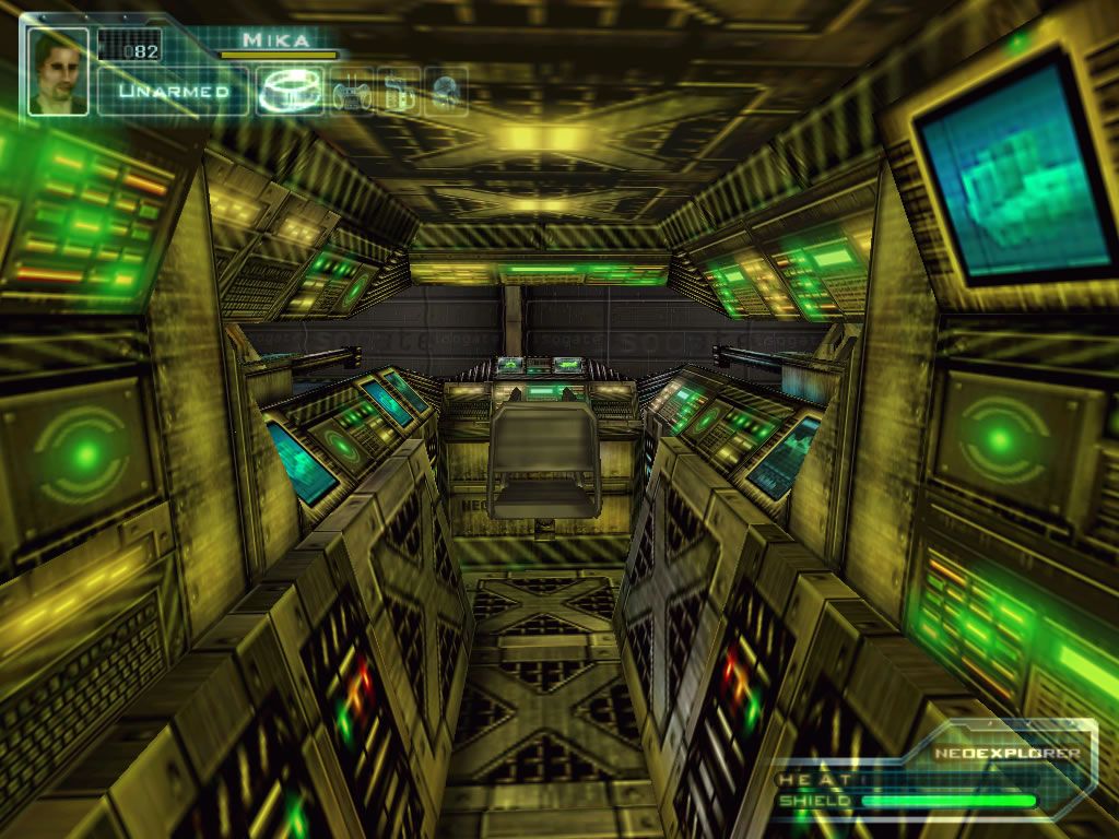 Techno: The Base (Windows) screenshot: The inside of the NeoExplorer Tank is incredibly detailed.