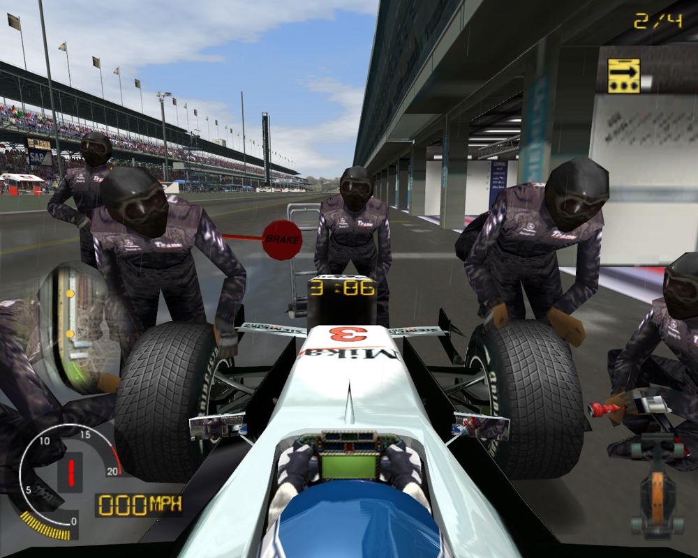 Grand Prix 4 (Windows) screenshot: Changing front wing and wheels.