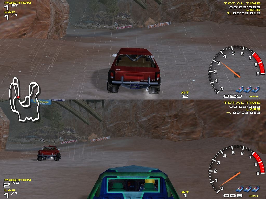 Off-Road Redneck Racing (Windows) screenshot: Two player challenge on the same screen