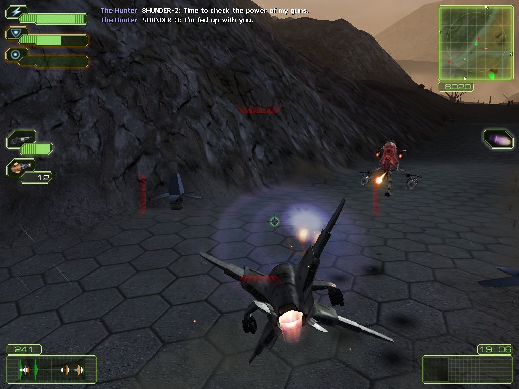 A.I.M.: Artificial Intelligence Machine (Windows) screenshot: Under attack from a hunter