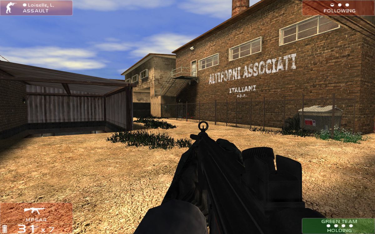Tom Clancy's Rainbow Six 3: Athena Sword (Windows) screenshot: Warehouses in Italy.