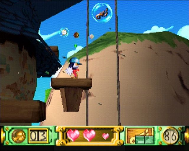 Klonoa: Door to Phantomile (PlayStation) screenshot: Riding the windmill's lift
