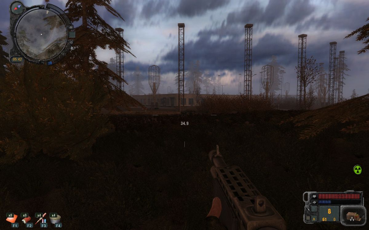 S.T.A.L.K.E.R.: Call of Pripyat (Windows) screenshot: An abandoned building with unknown content - fun!