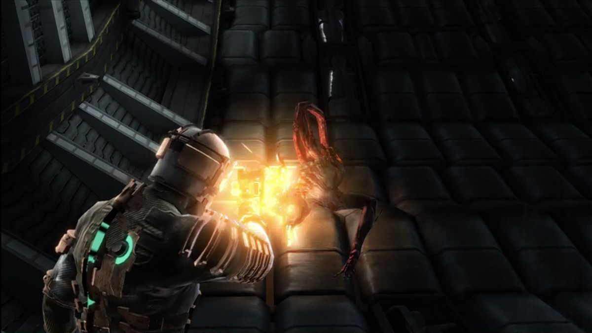 Dead Space (Xbox 360) screenshot: Enemies can fight you in Zero-G too.