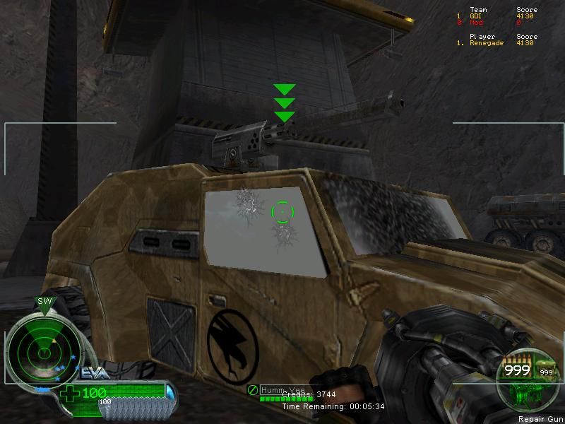 Command & Conquer: Renegade (Windows) screenshot: During multiplayer, as well as driving vehicles, you can also repair them.